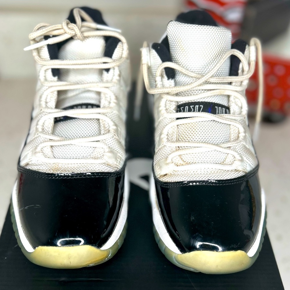 Air Jordan 11 Retro Low BG Concord (Big Boy 4.5 or Women’s 6.5)